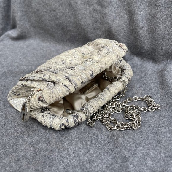 Rodo Roccia Clutch w/Chain in Grey Embossed Leather - Picture 2 of 8